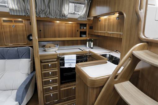 Hallberg-Rassy 43 Mk II — 사진 7