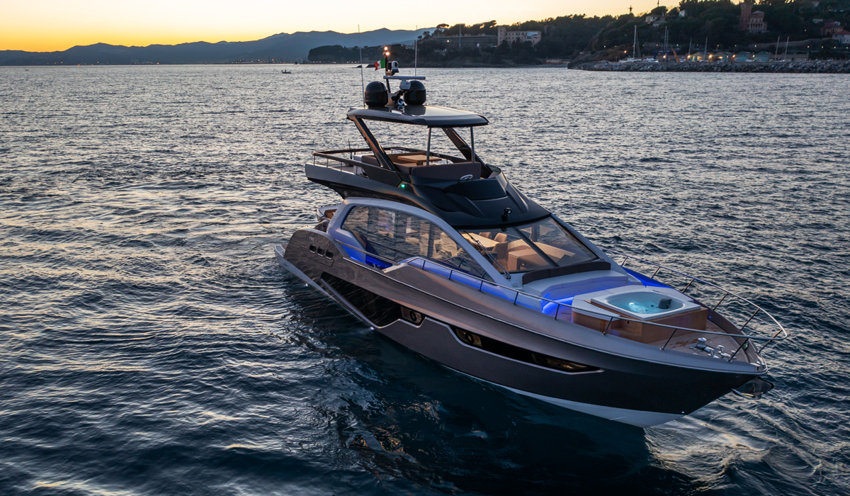 Sessa Marine FLY68 Gullwing — photo 6