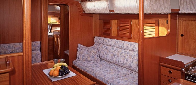 Hallberg-Rassy 39 Mk I — photo 2