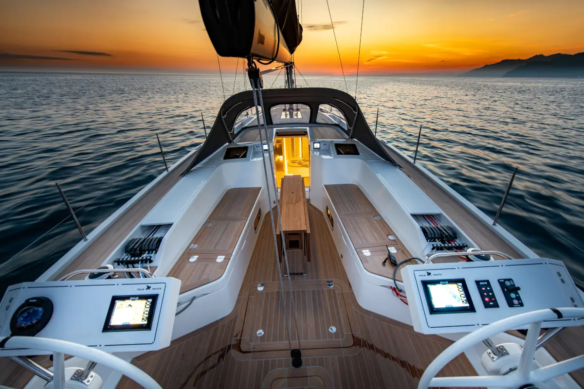 Italia Yachts IY 14.98 — photo 9
