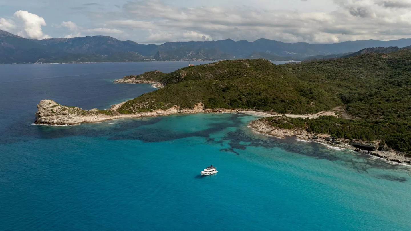 Beneteau Grand Trawler 63 — photo 4