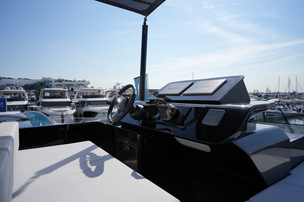 Sessa Marine F60 — 照片 7