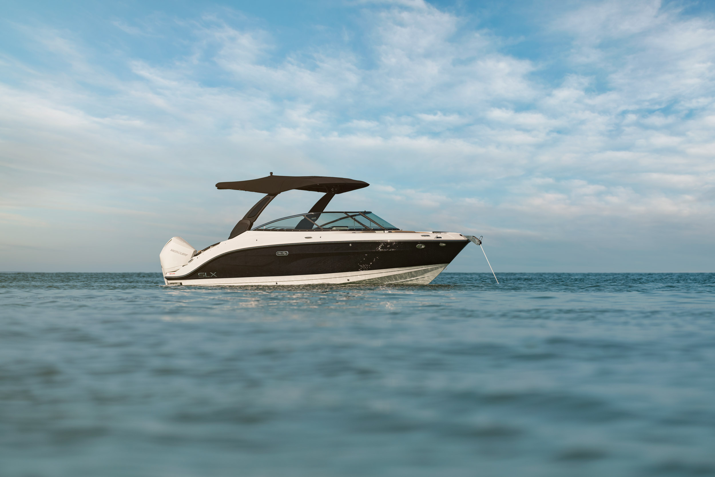Sea Ray SLX 260 Outboard — photo 2
