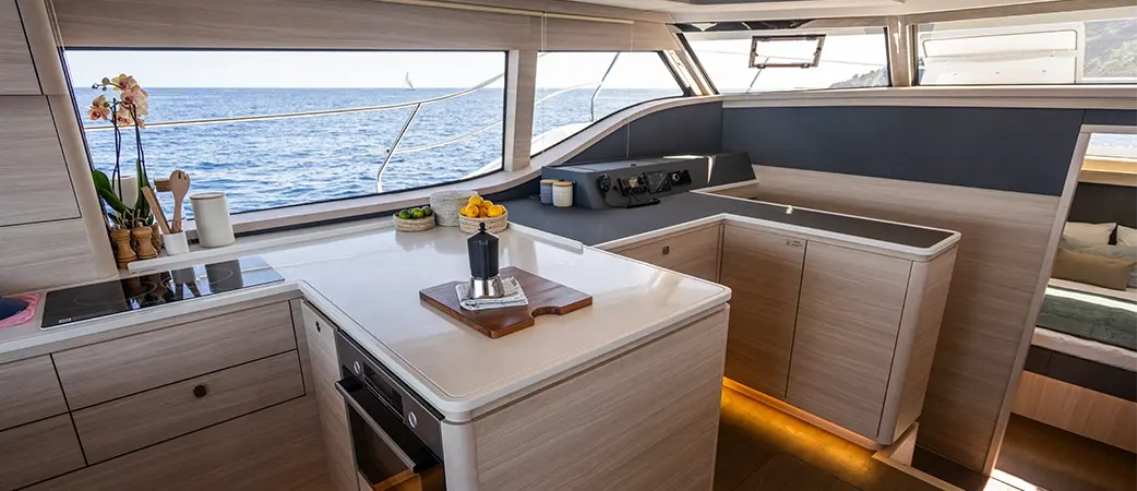Aquila 46 Yacht — photo 9