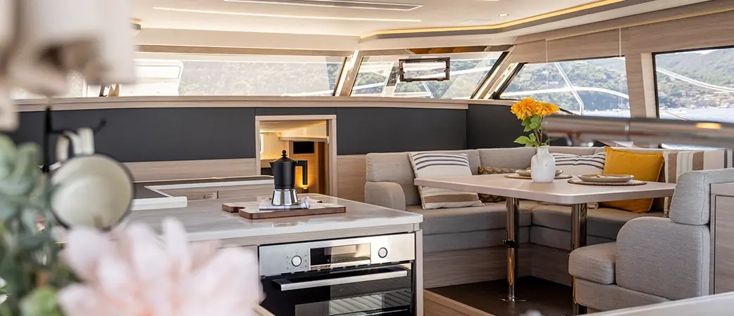 Aquila 46 Yacht — photo 8