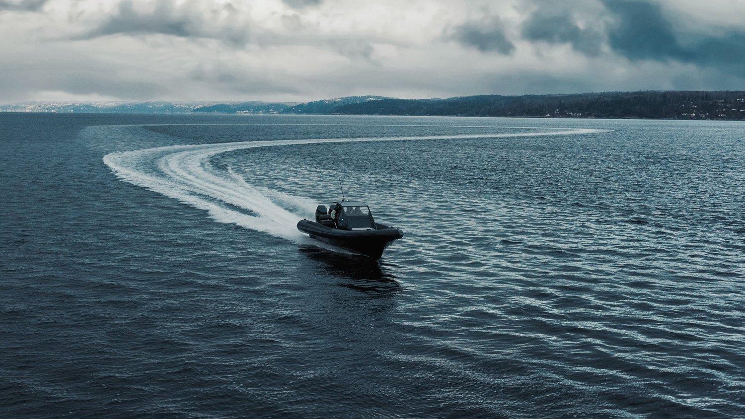 Goldfish Boat X10 Scout — photo 9