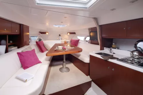 Beneteau Gran Turismo 35 — photo 6