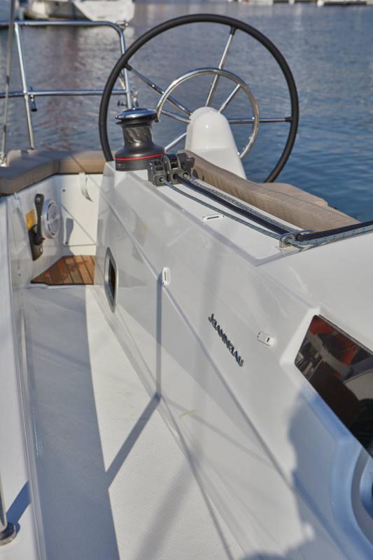 Jeanneau Sun Odyssey 410 — Foto 3