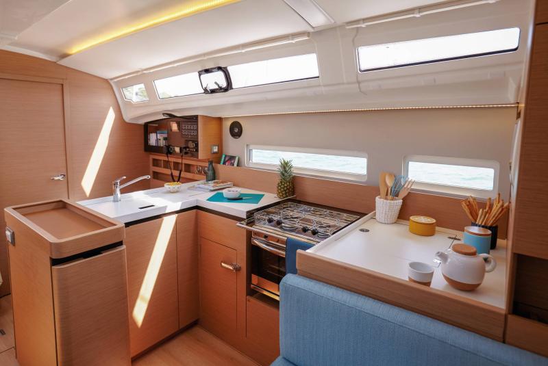 Jeanneau Sun Odyssey 410 — Foto 10