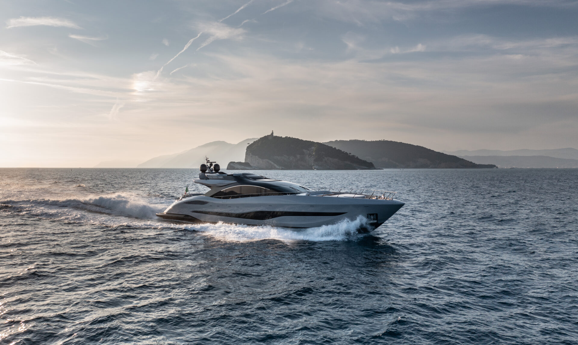 Mangusta 104 REV — photo 7