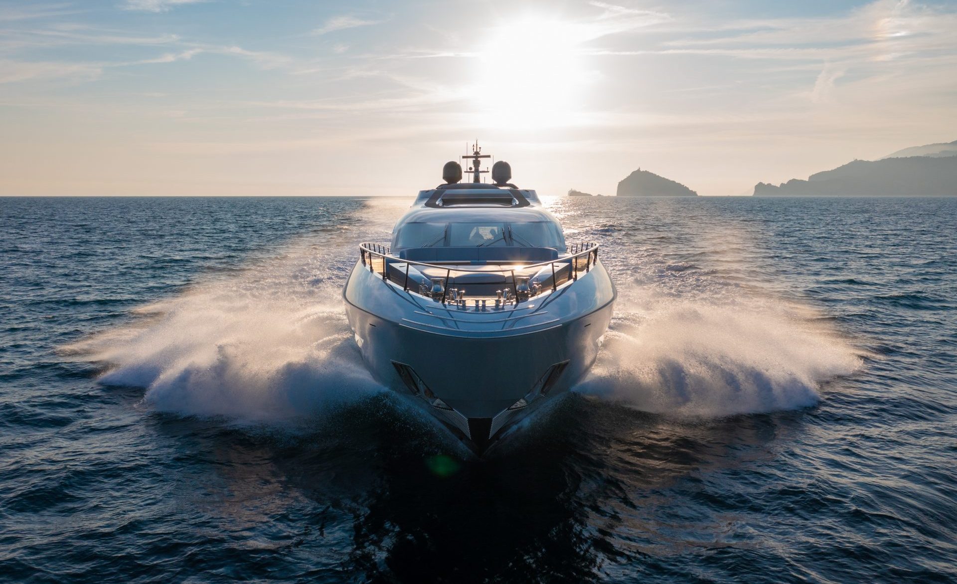 Mangusta 104 REV — photo 6