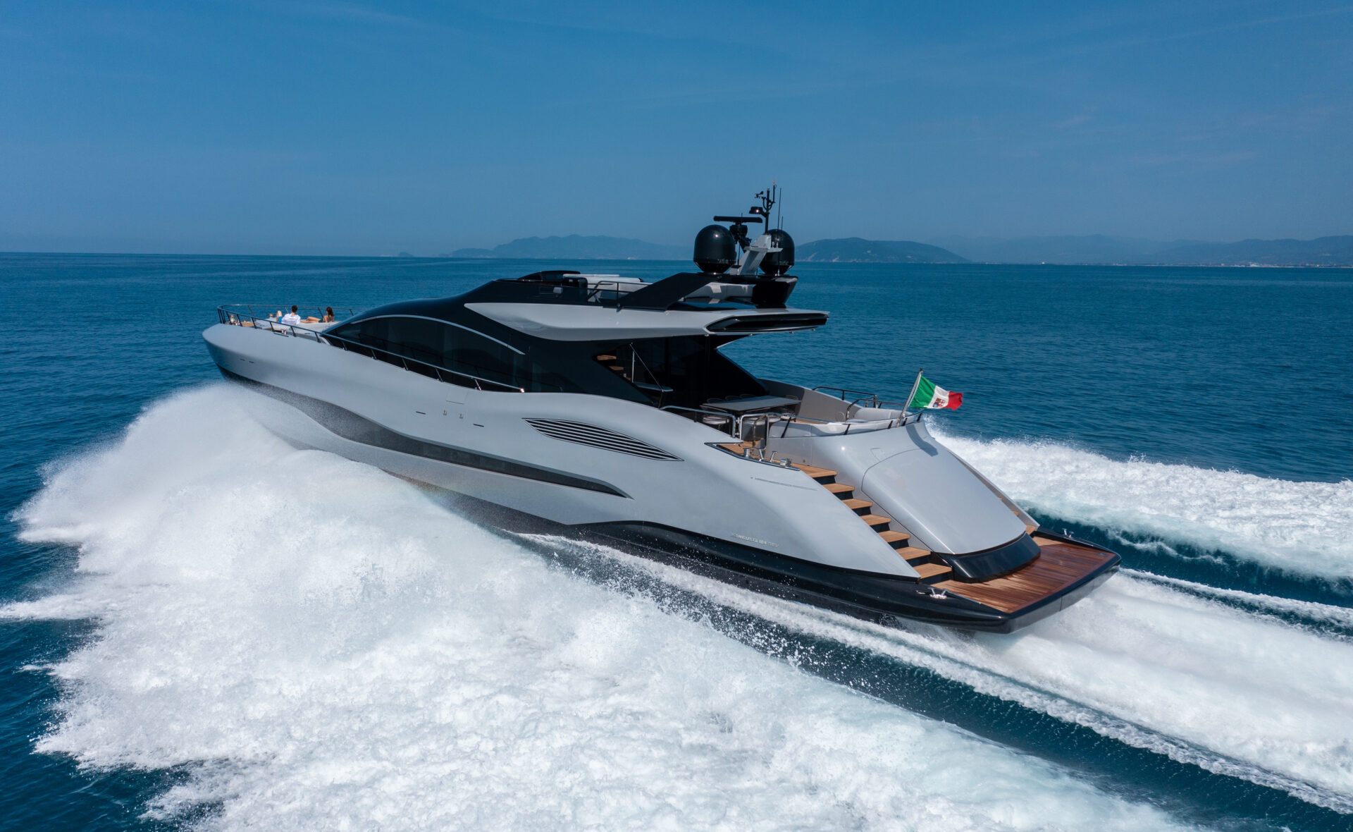 Mangusta 104 REV — photo 4