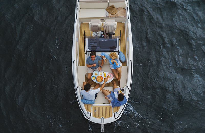 Quicksilver 625 Open — photo 9