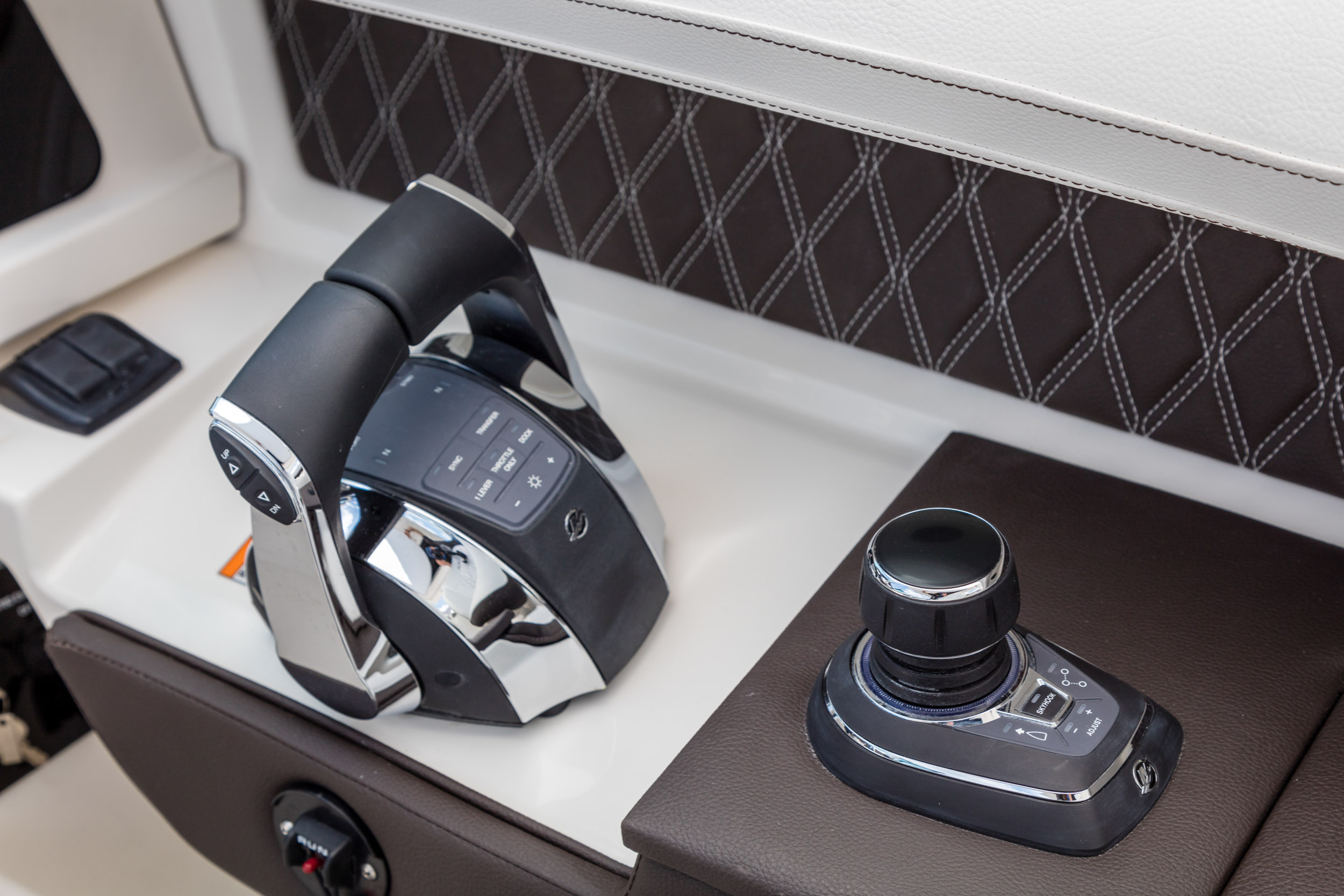 Sea Ray SLX 310 — photo 6
