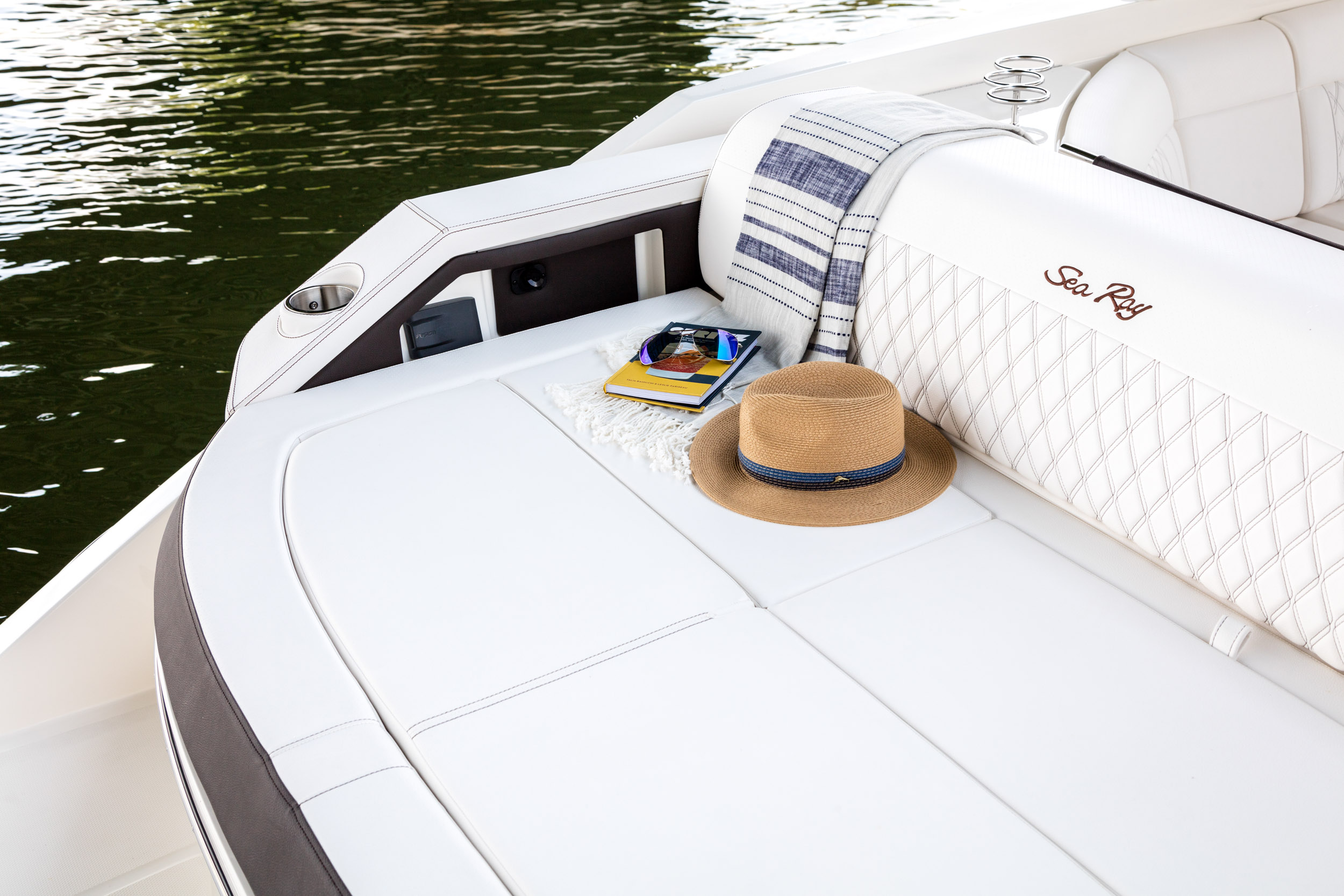 Sea Ray SLX 310 — photo 3