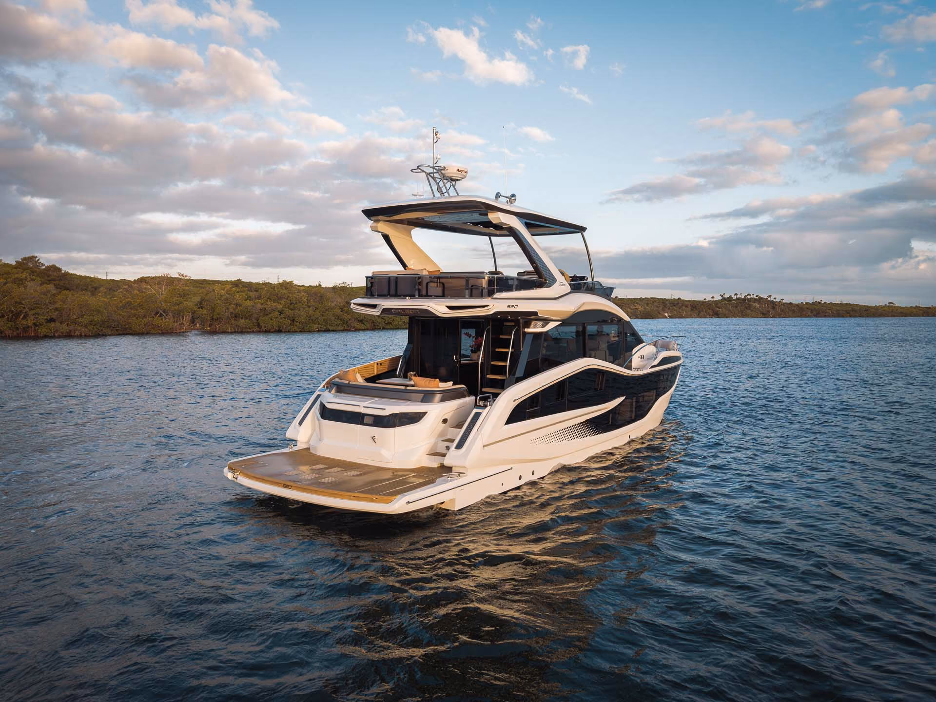 Galeon 520 FLY — photo 10