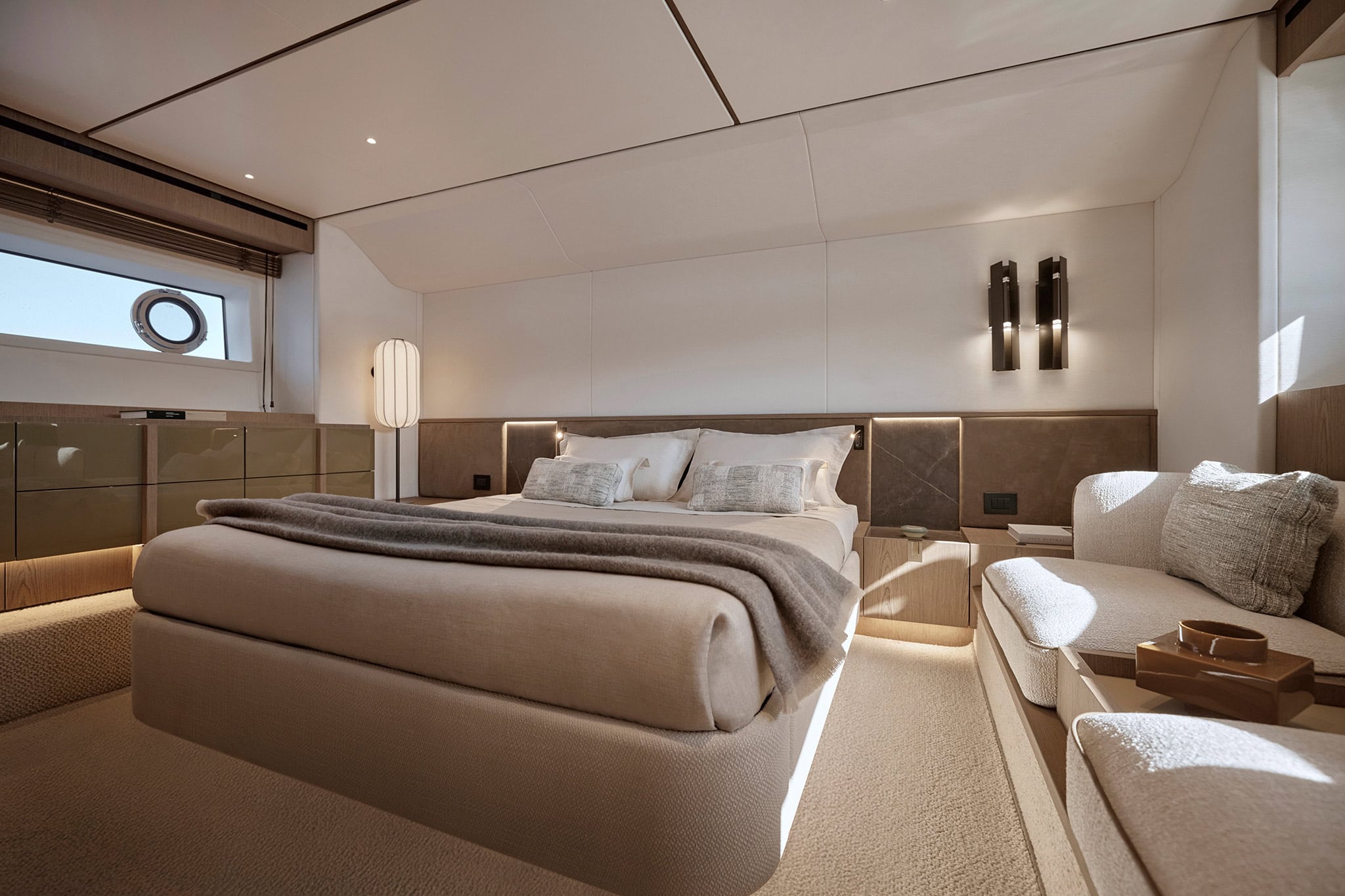 Azimut Fly 70 — photo 11