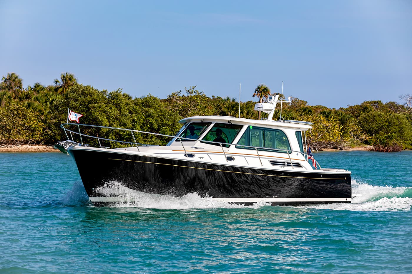Back Cove Yachts 372 — photo 6