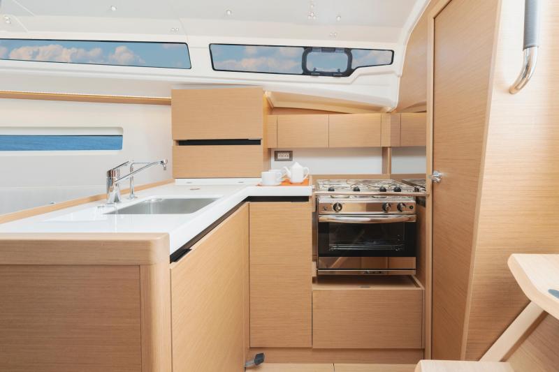 Jeanneau Sun Odyssey 350 — foto 10