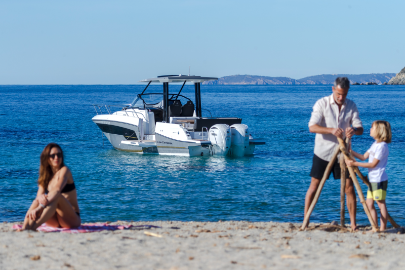 Jeanneau Cap Camarat 9.0 WA — Foto 9