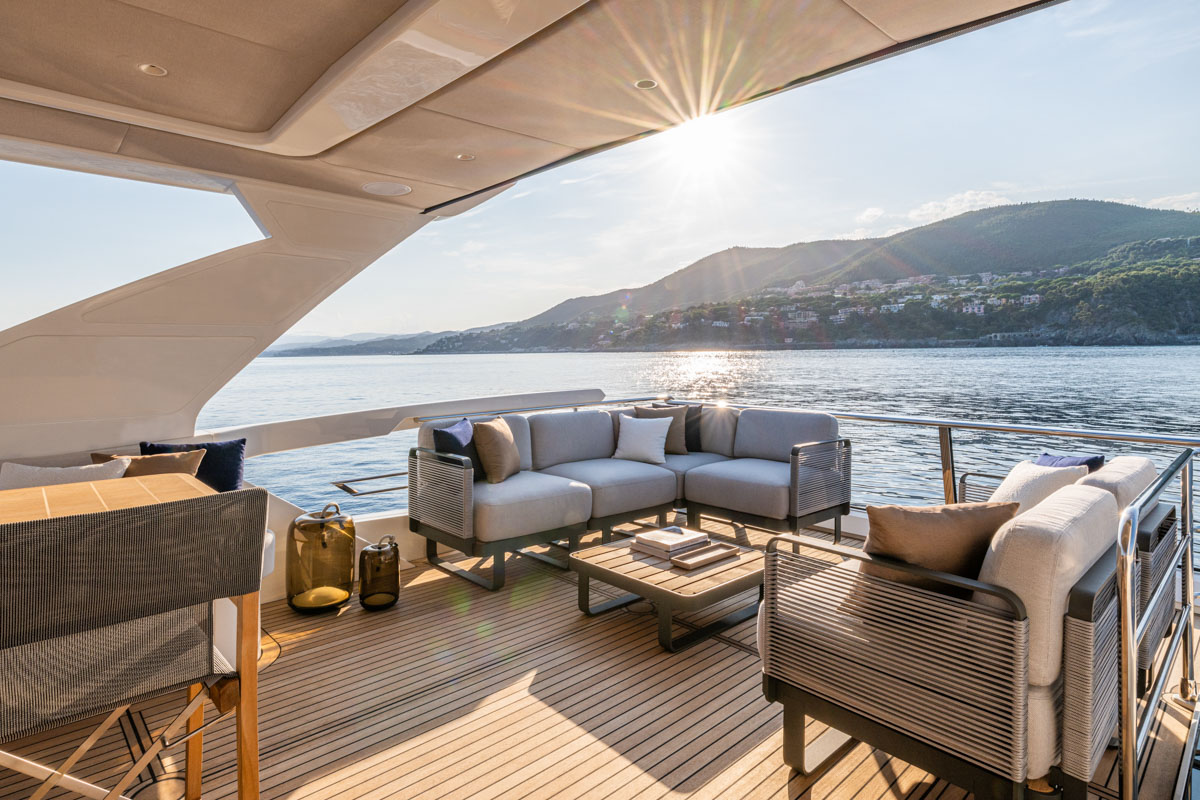 Absolute Navetta 62 — photo 8