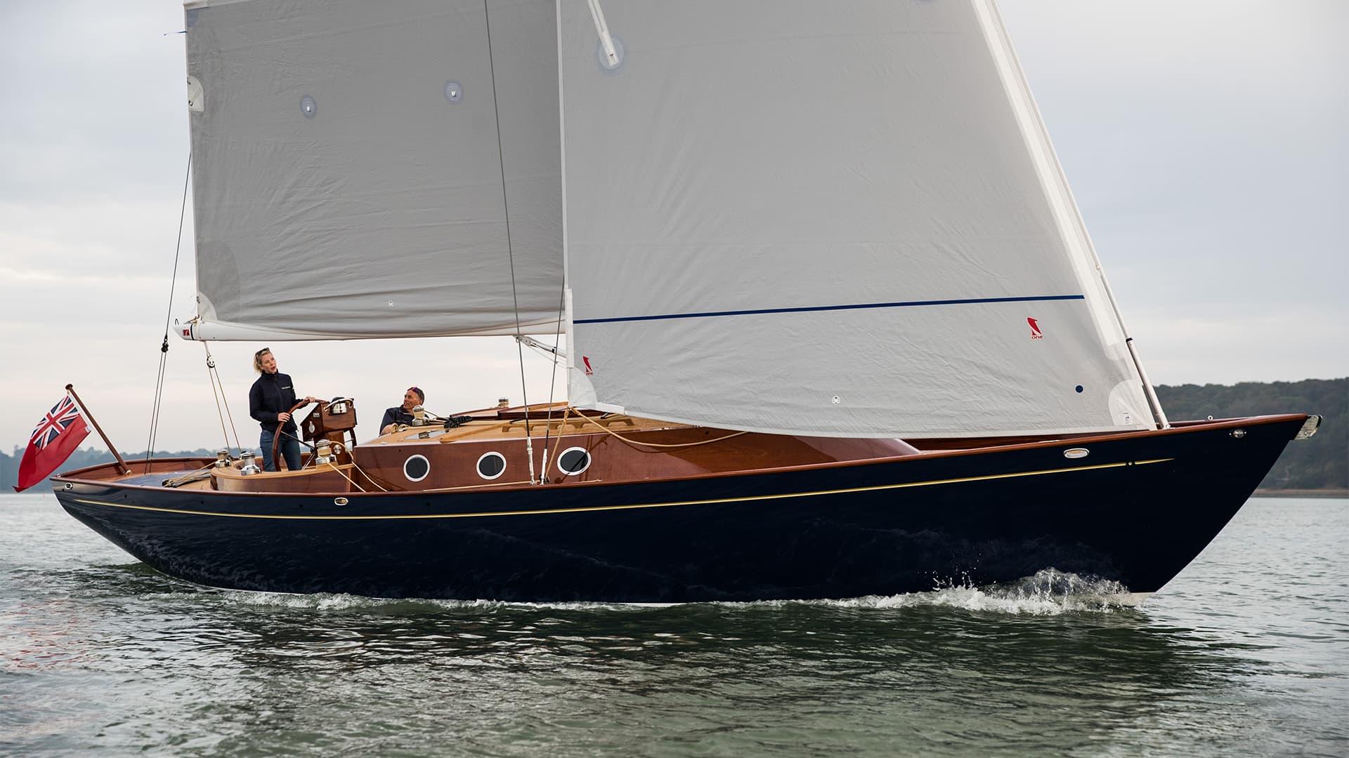 Spirit C44 — photo 2