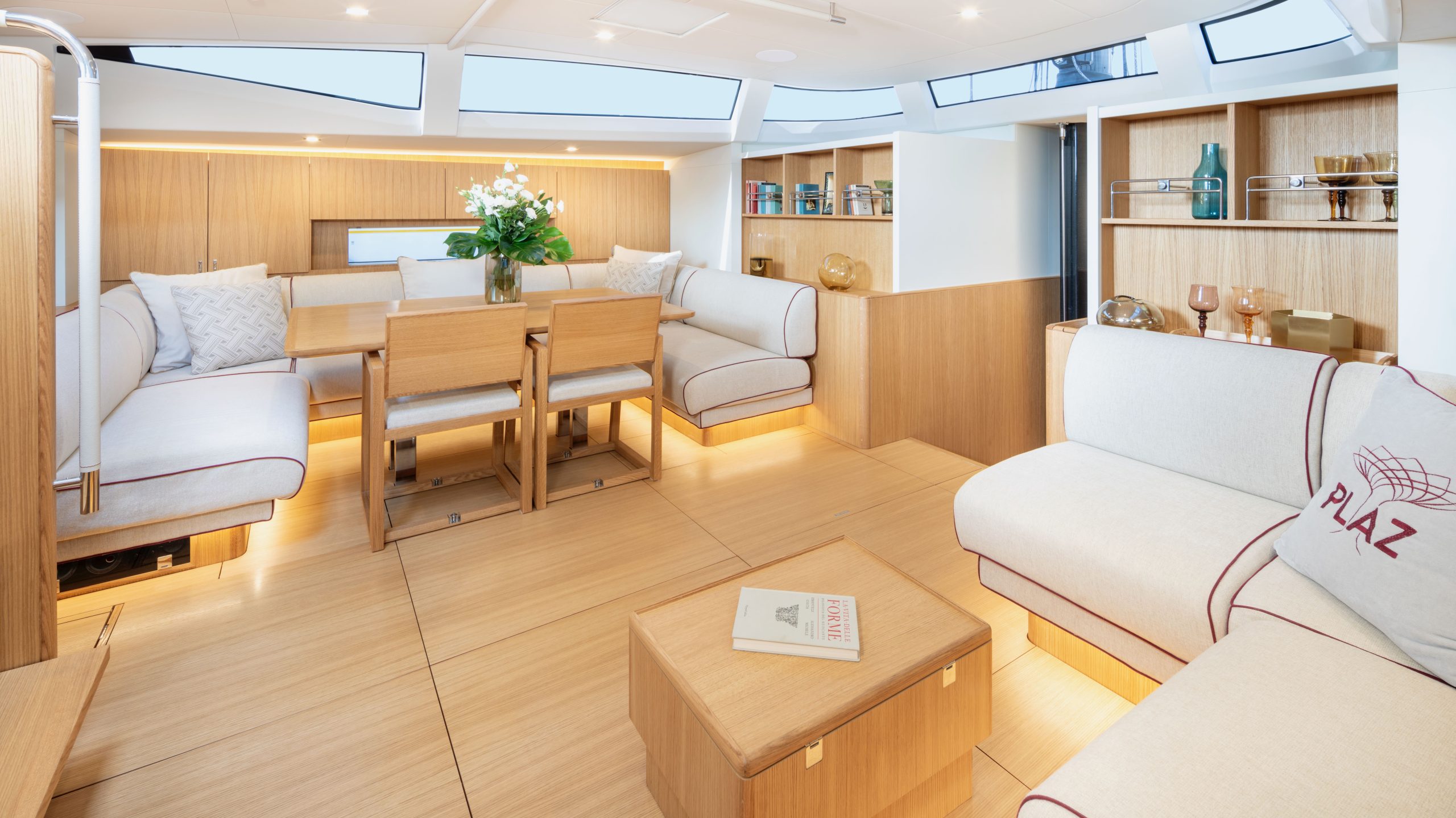 Solaris 74RS — photo 9