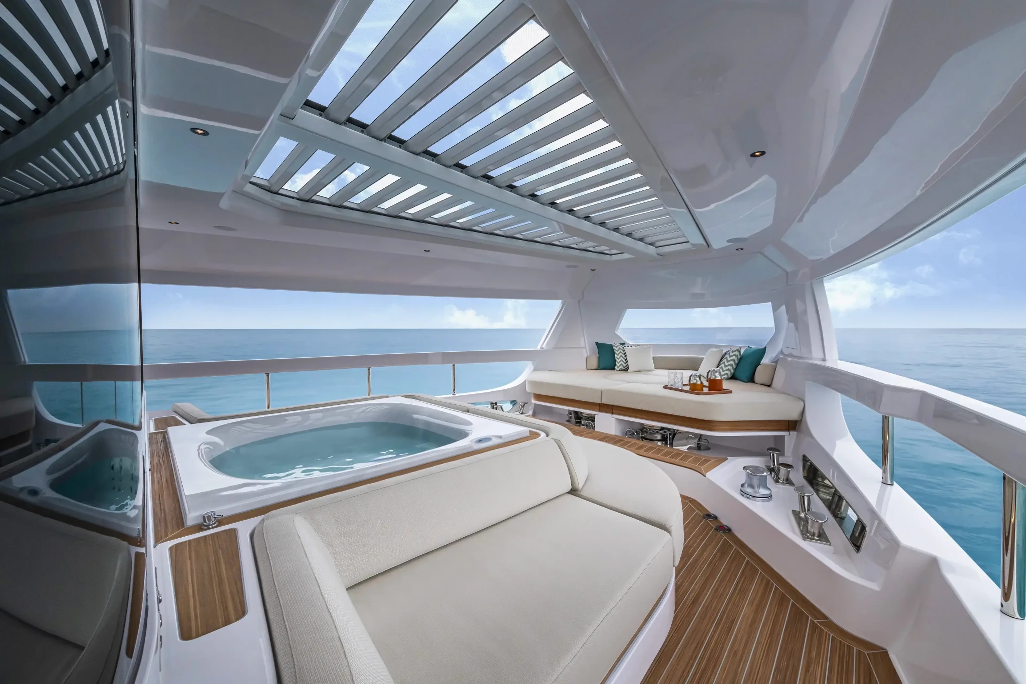 Ferretti Yachts INFYNITO 90 — photo 6
