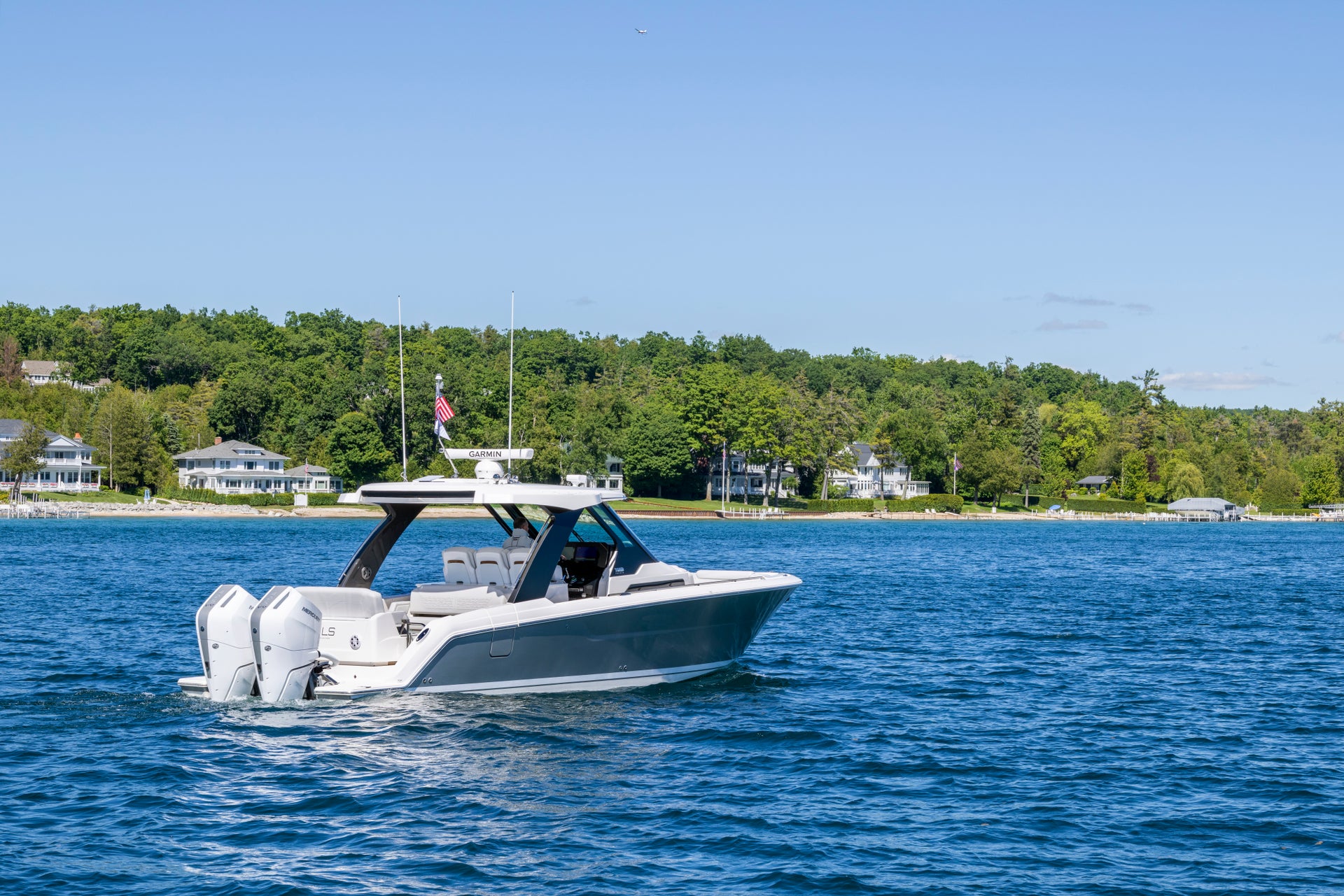 Tiara Yachts 35 LS — photo 2