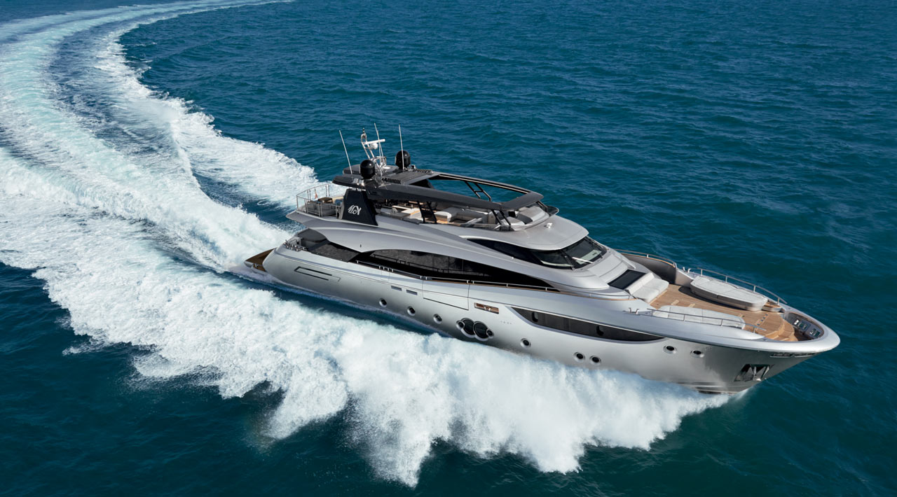 Monte Carlo Yachts MCY 105