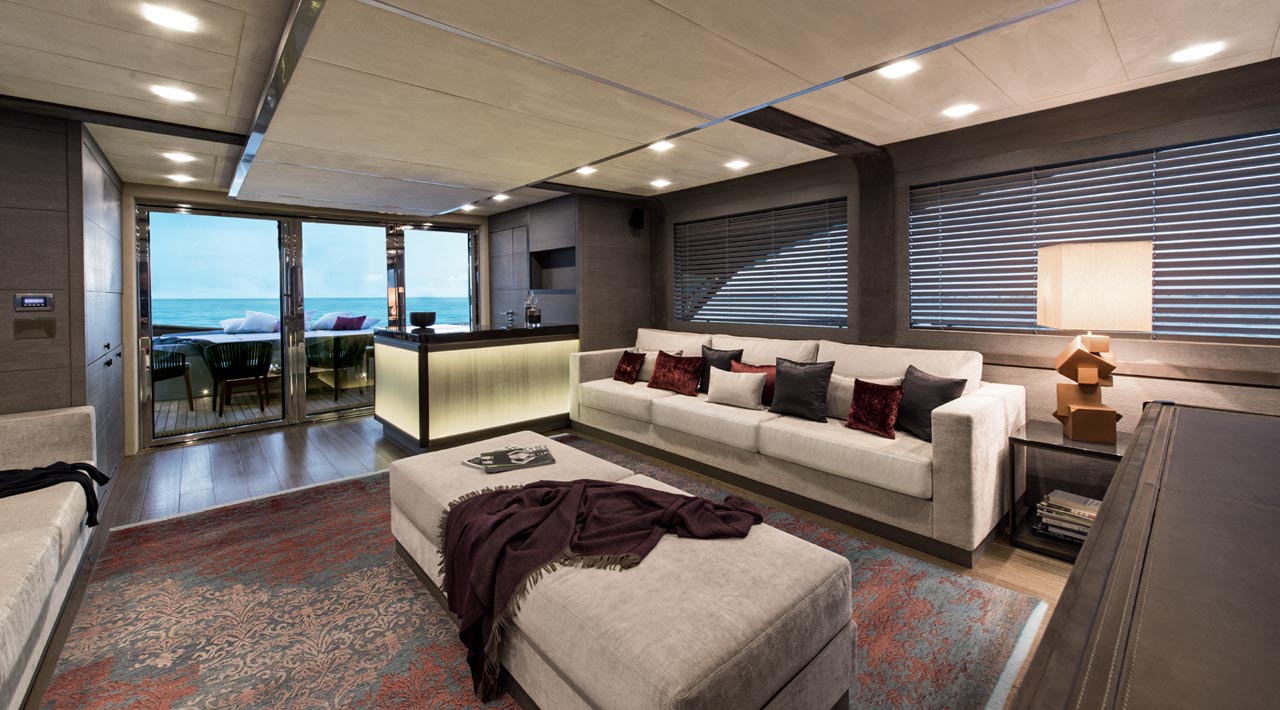 Monte Carlo Yachts MCY 105 — photo 9