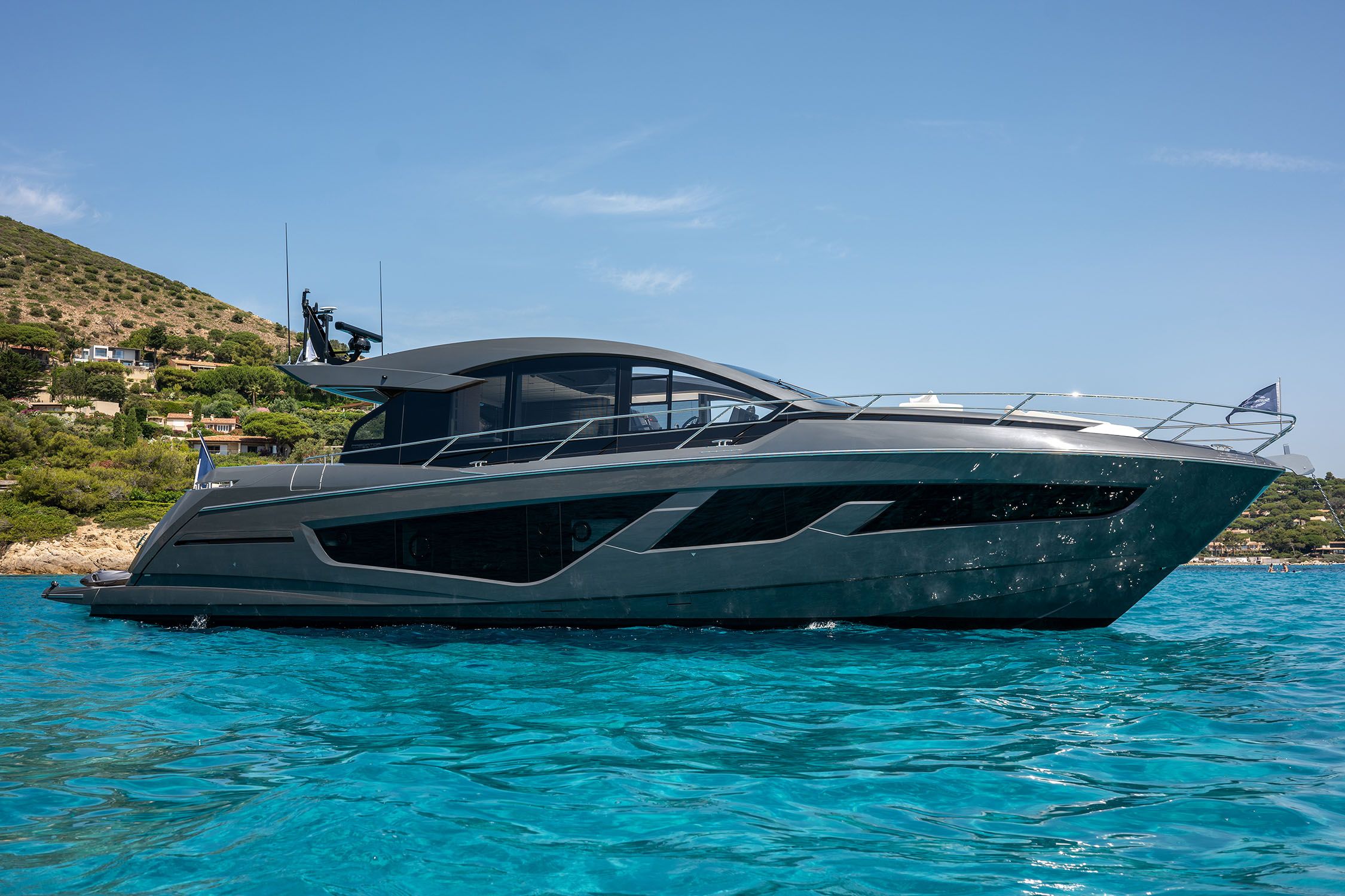 Sunseeker Predator 65 — photo 5