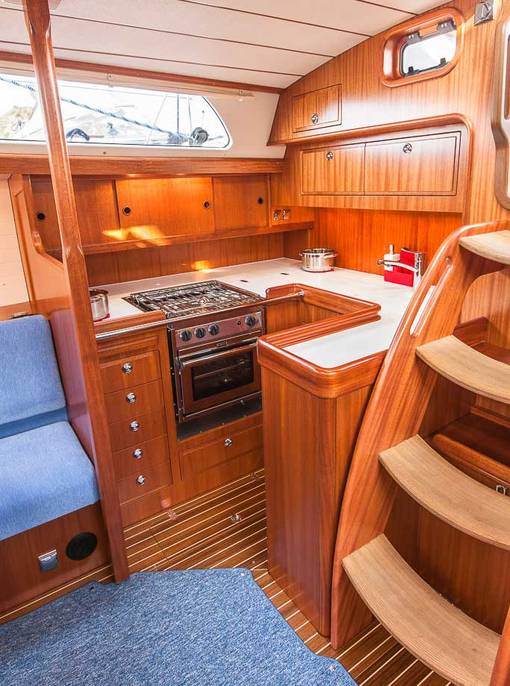 Hallberg-Rassy 48 Mk II — photo 7