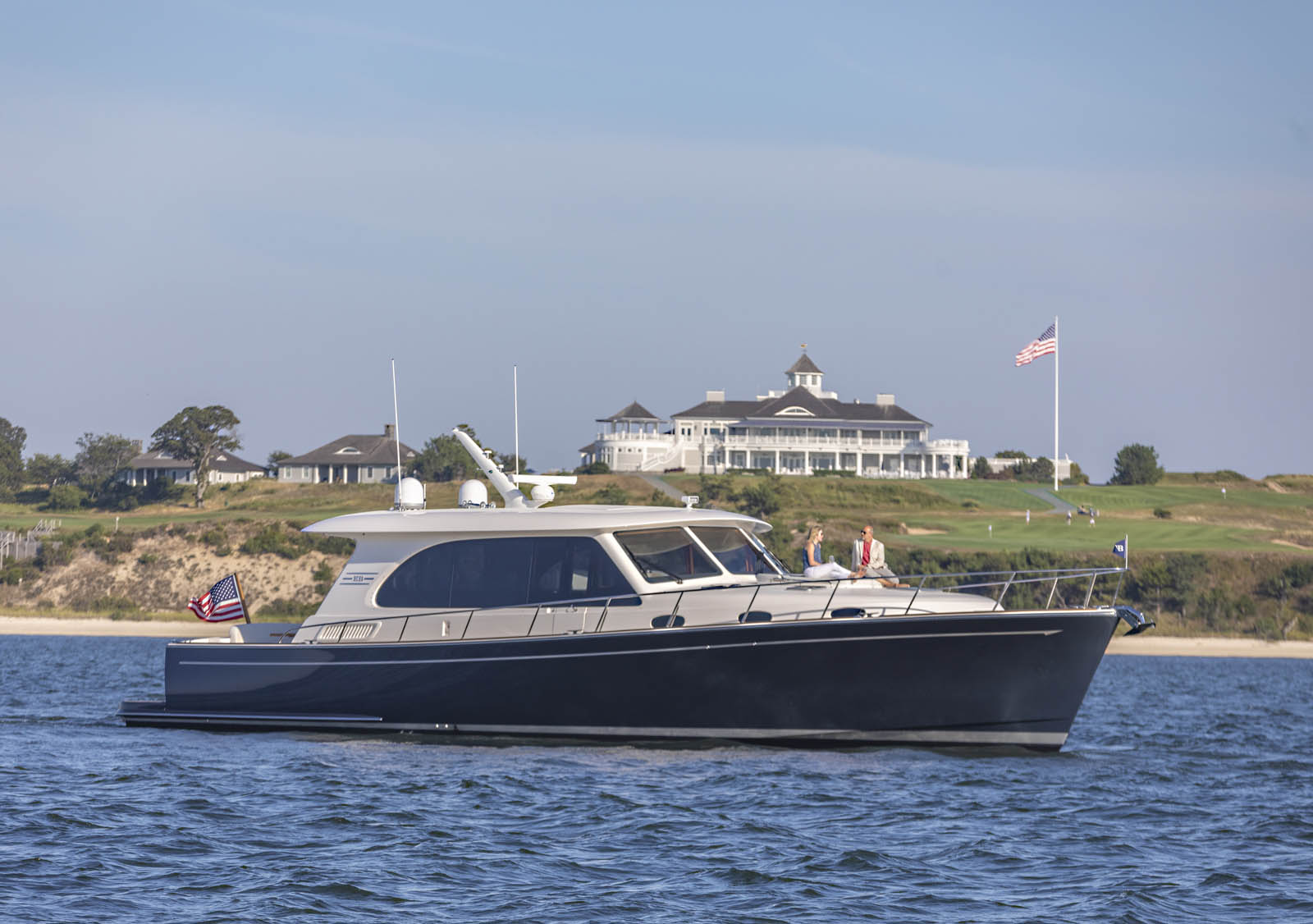 Grand Banks Yachts Eastbay 60 — photo 3