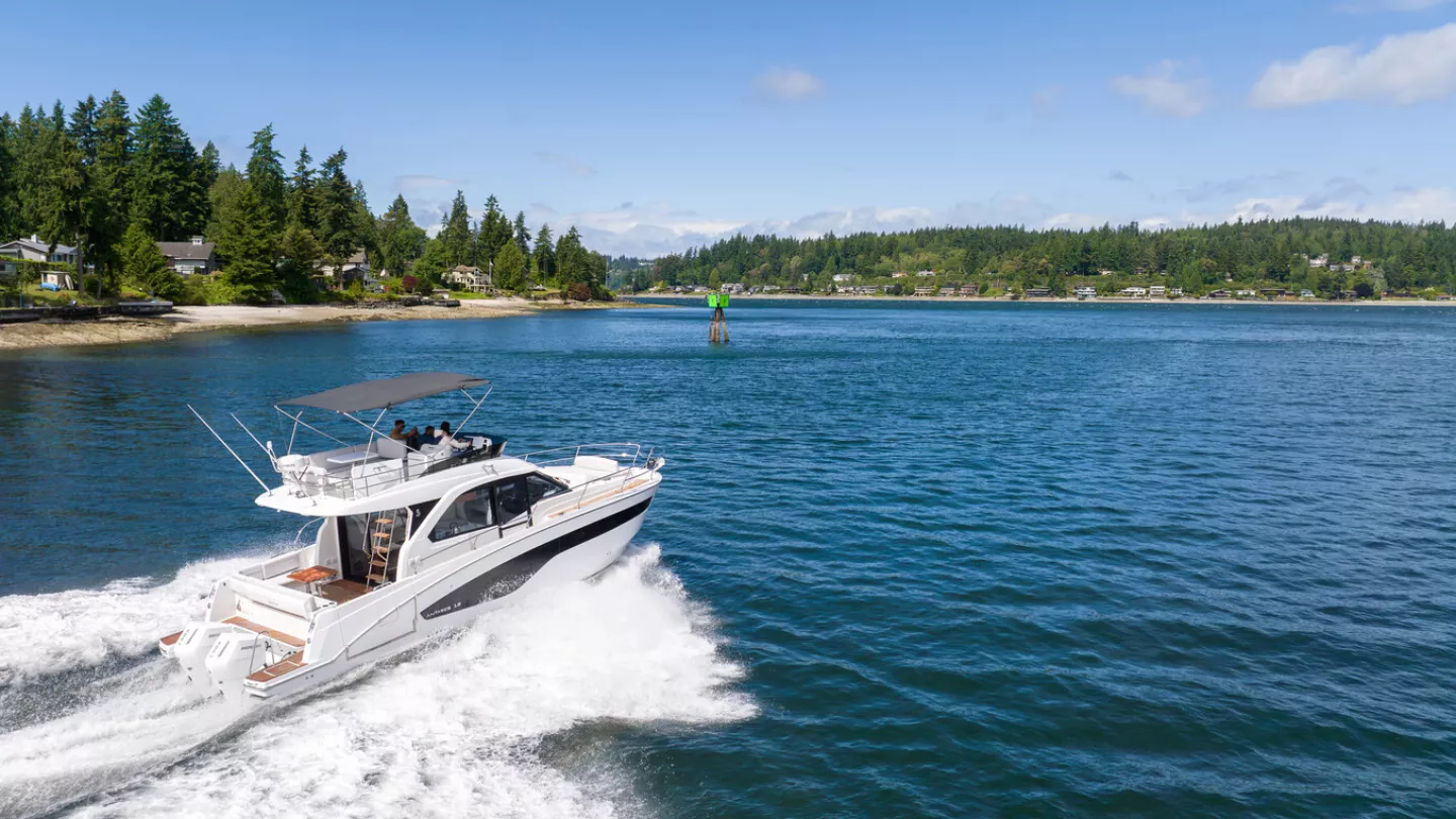 Beneteau Antares 12 Fly — photo 3