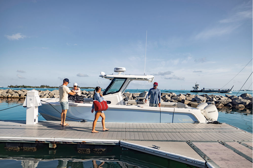 Boston Whaler 290 Outrage — photo 8