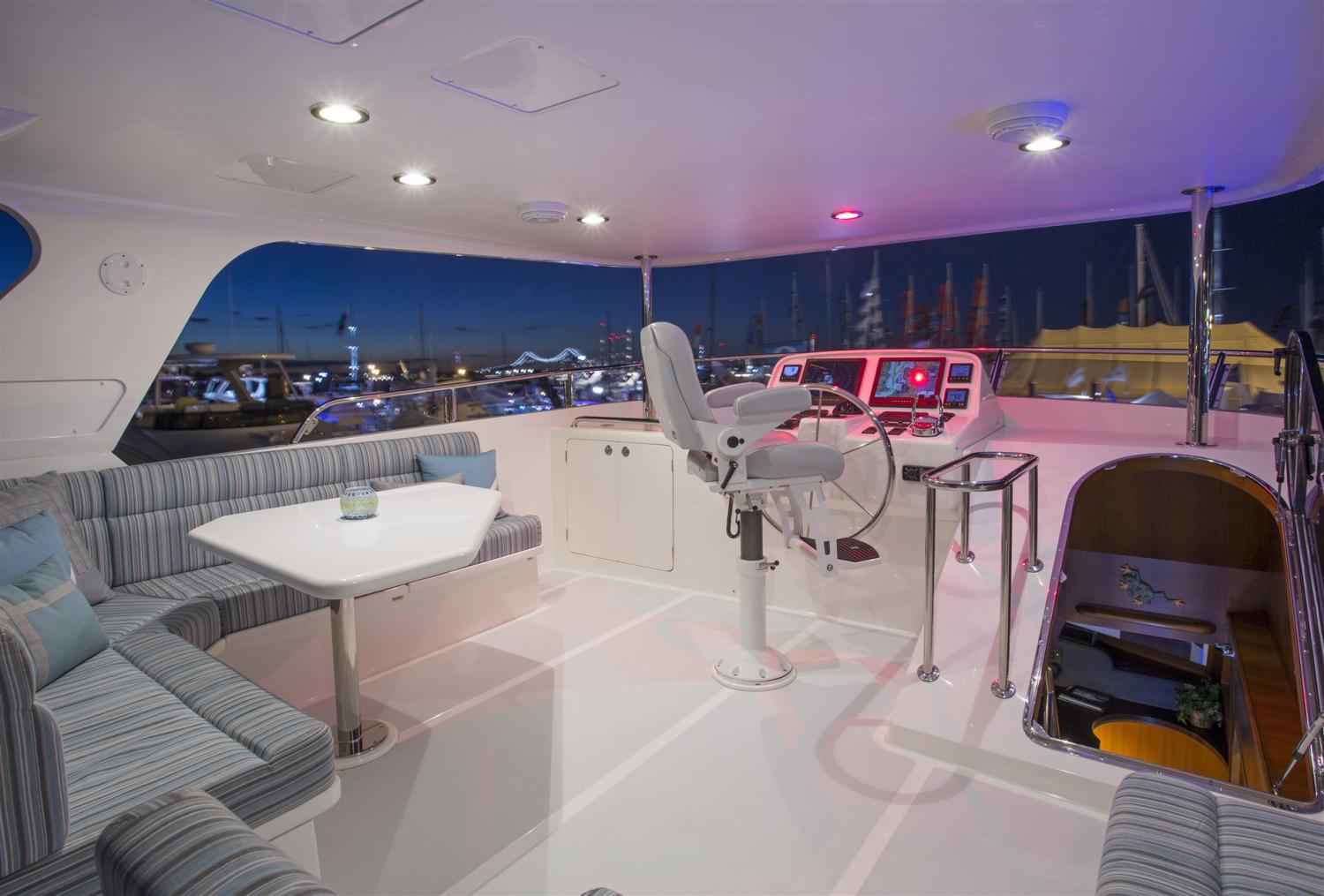 Outer Reef Yachts 580 Motoryacht — photo 10