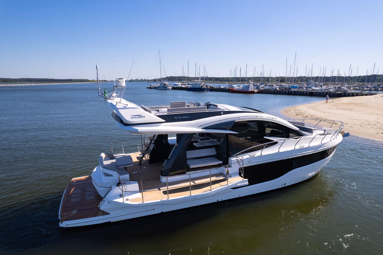 Galeon 510 SKY — photo 8