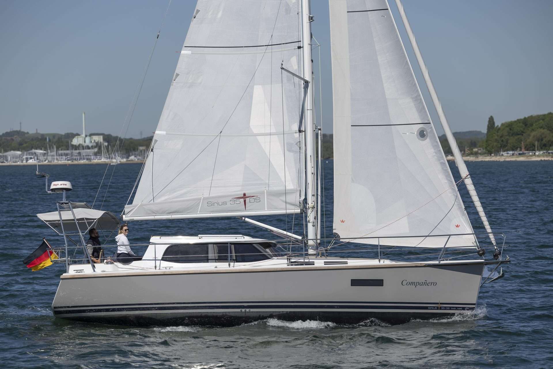 Sirius Yachts Sirius 35 DS
