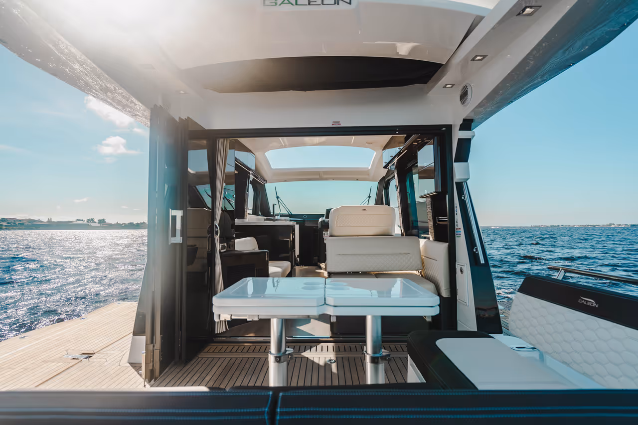 Galeon 410 HTC — photo 10