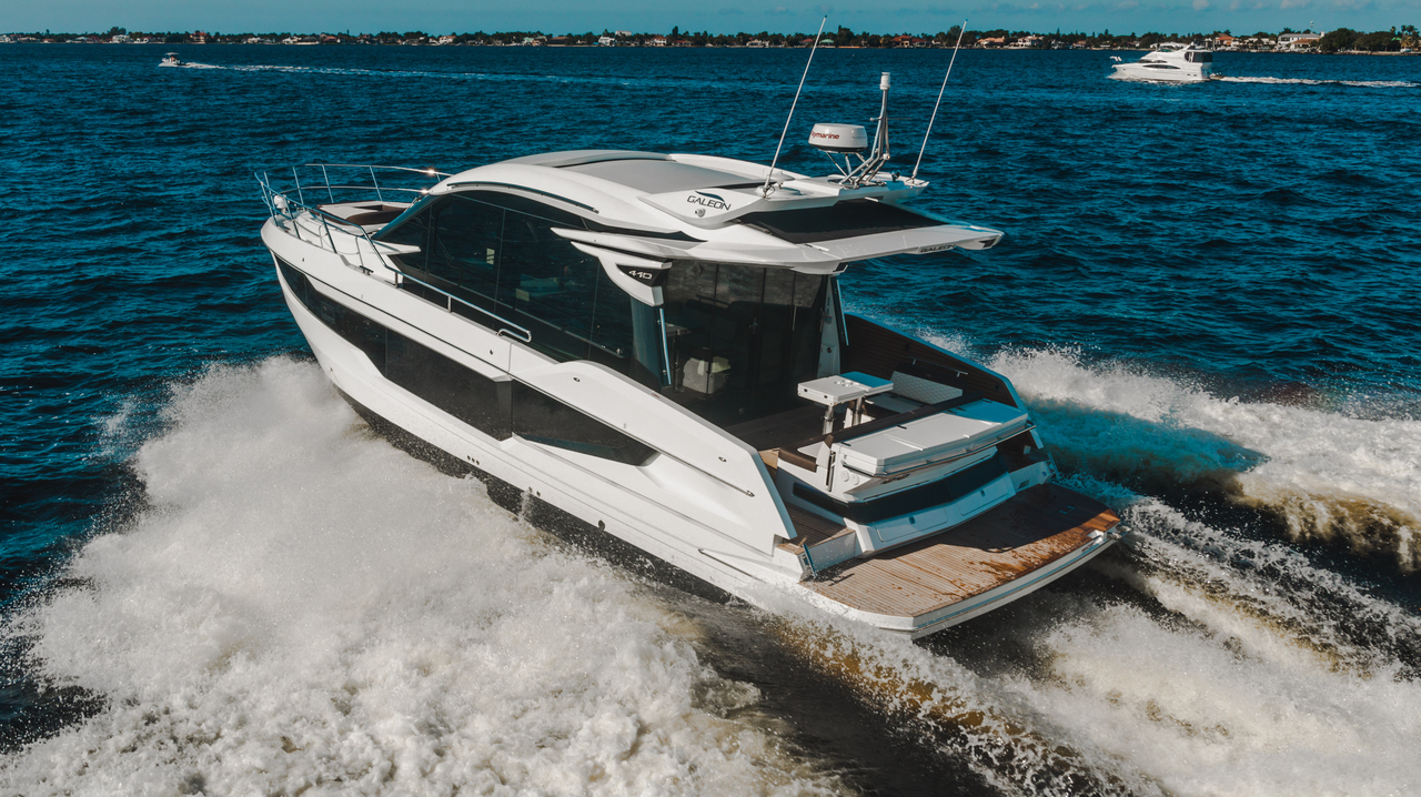 Galeon 410 HTC — photo 4