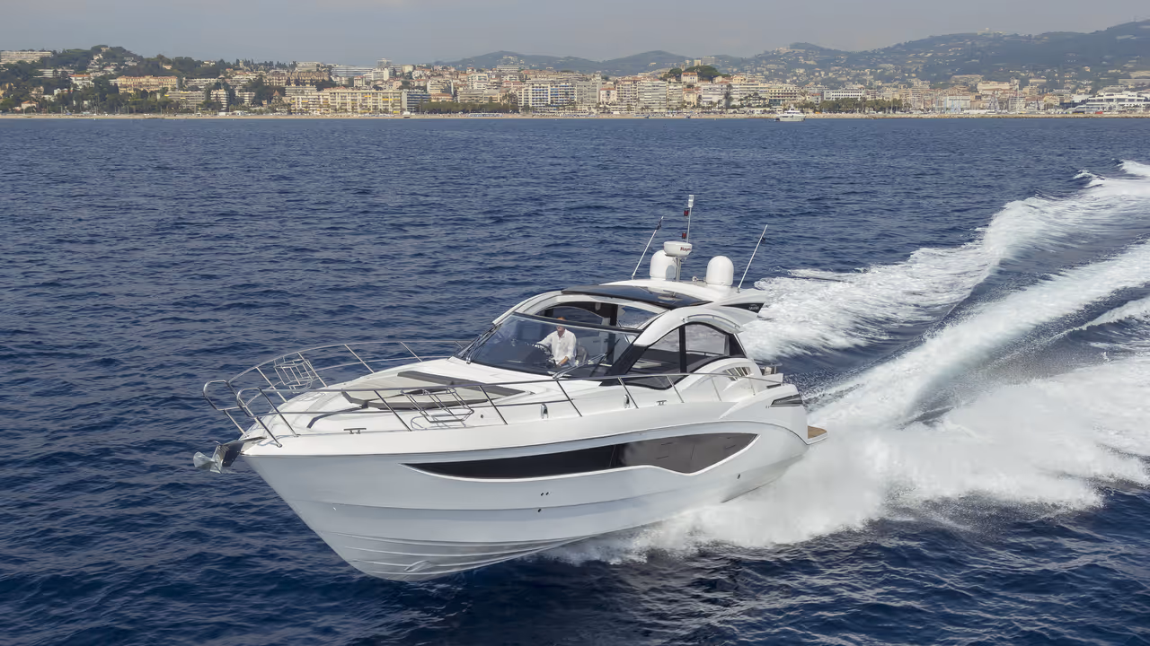 Galeon 485 HTS — photo 3