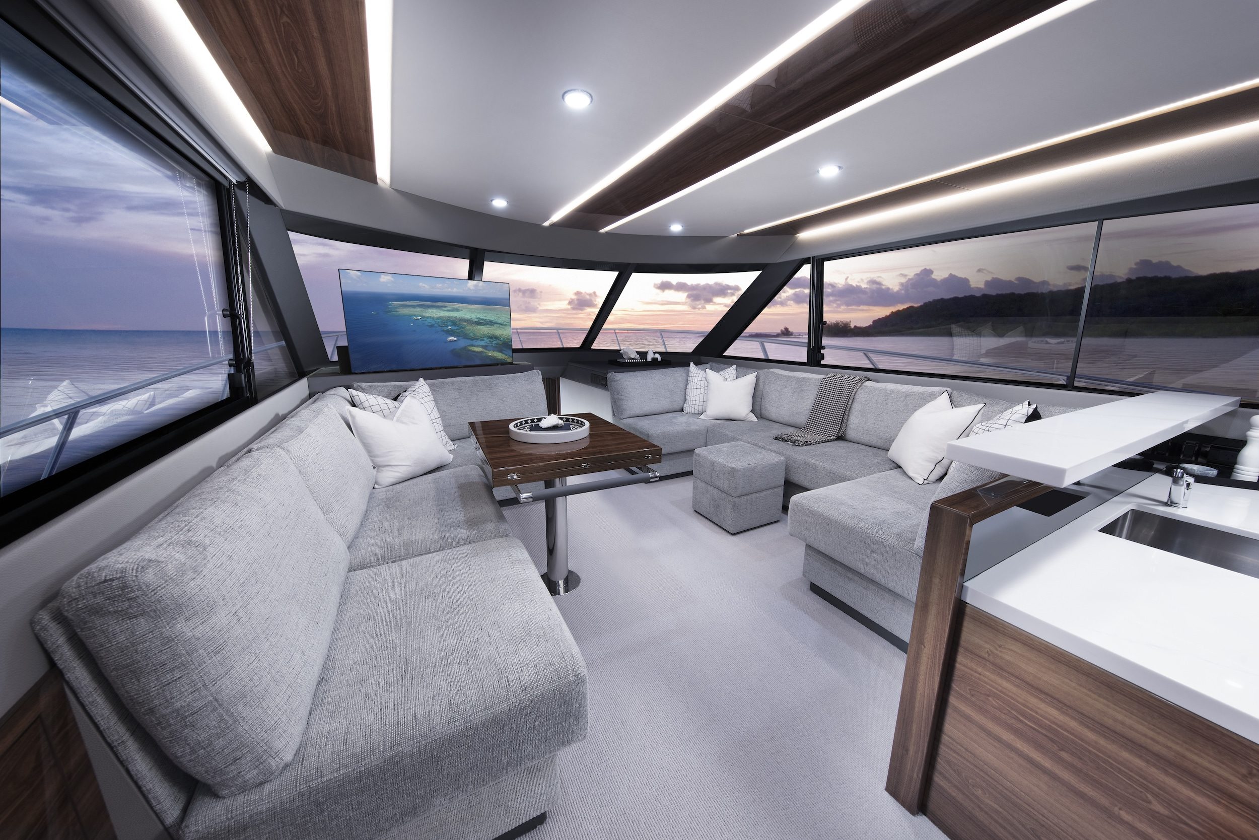 Maritimo M60 — photo 8