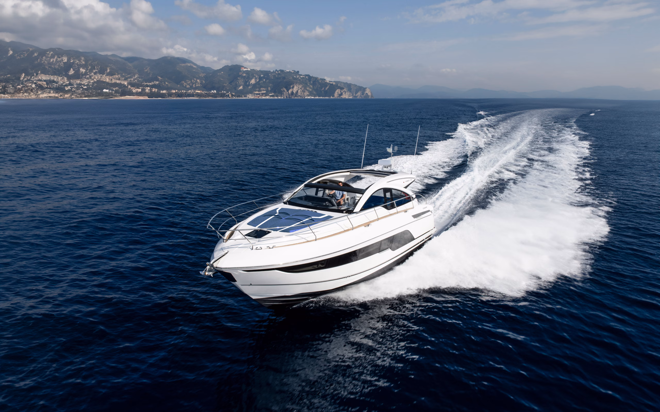Fairline Targa 47 Open — photo 2