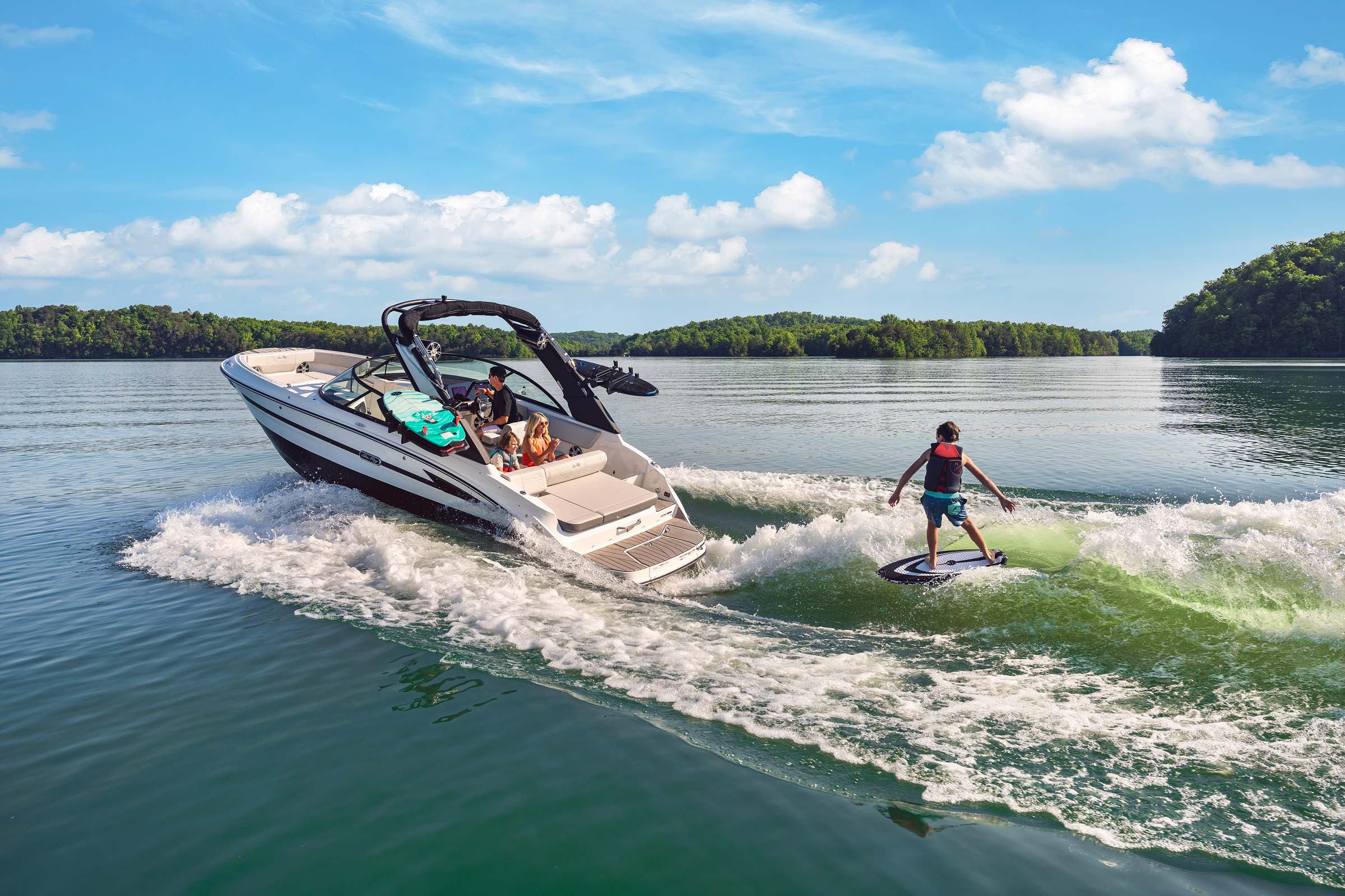 Sea Ray SDX 230 Surf — photo 6
