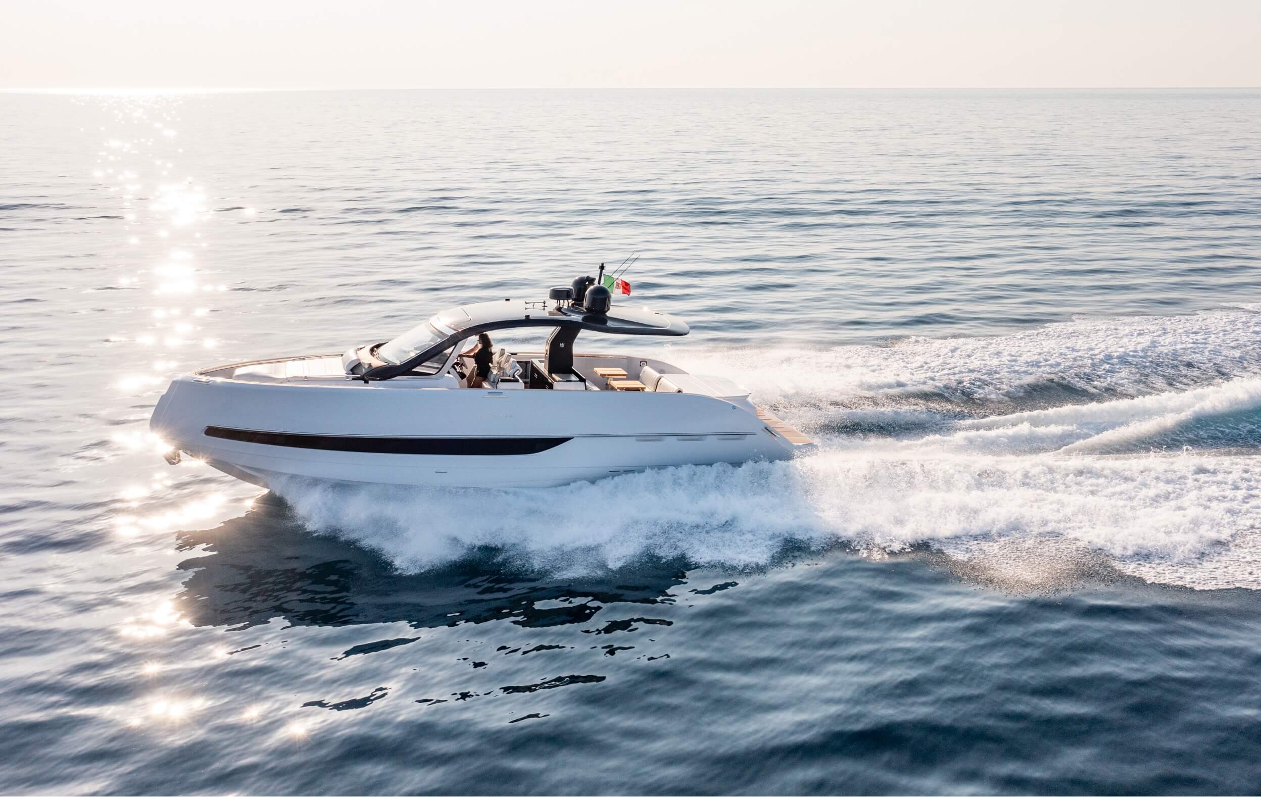 Invictus Yacht TT420 — photo 8
