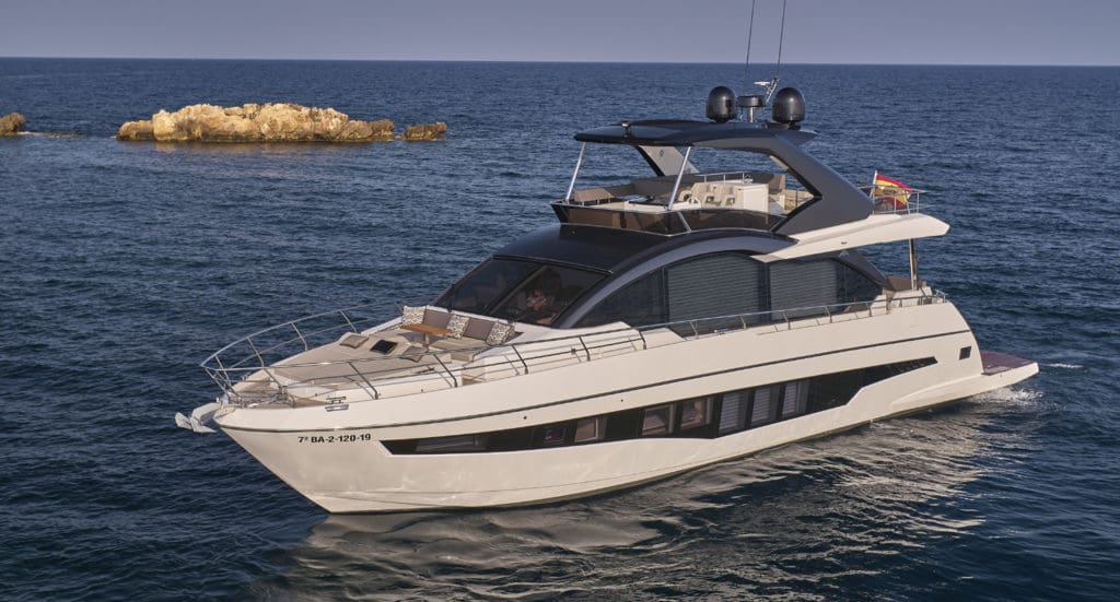 Astondoa 66 Flybridge — photo 2