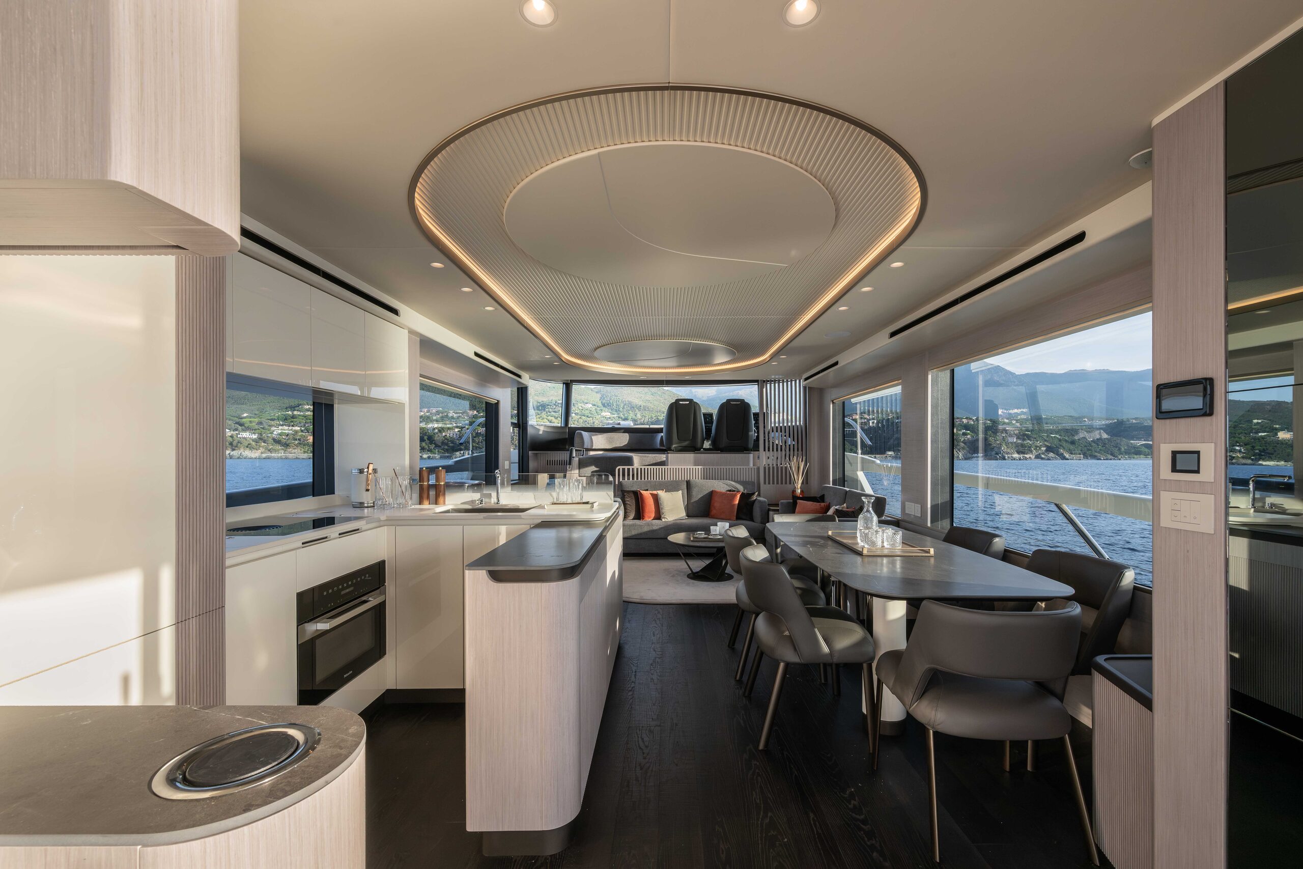 Absolute Navetta 66 — photo 8