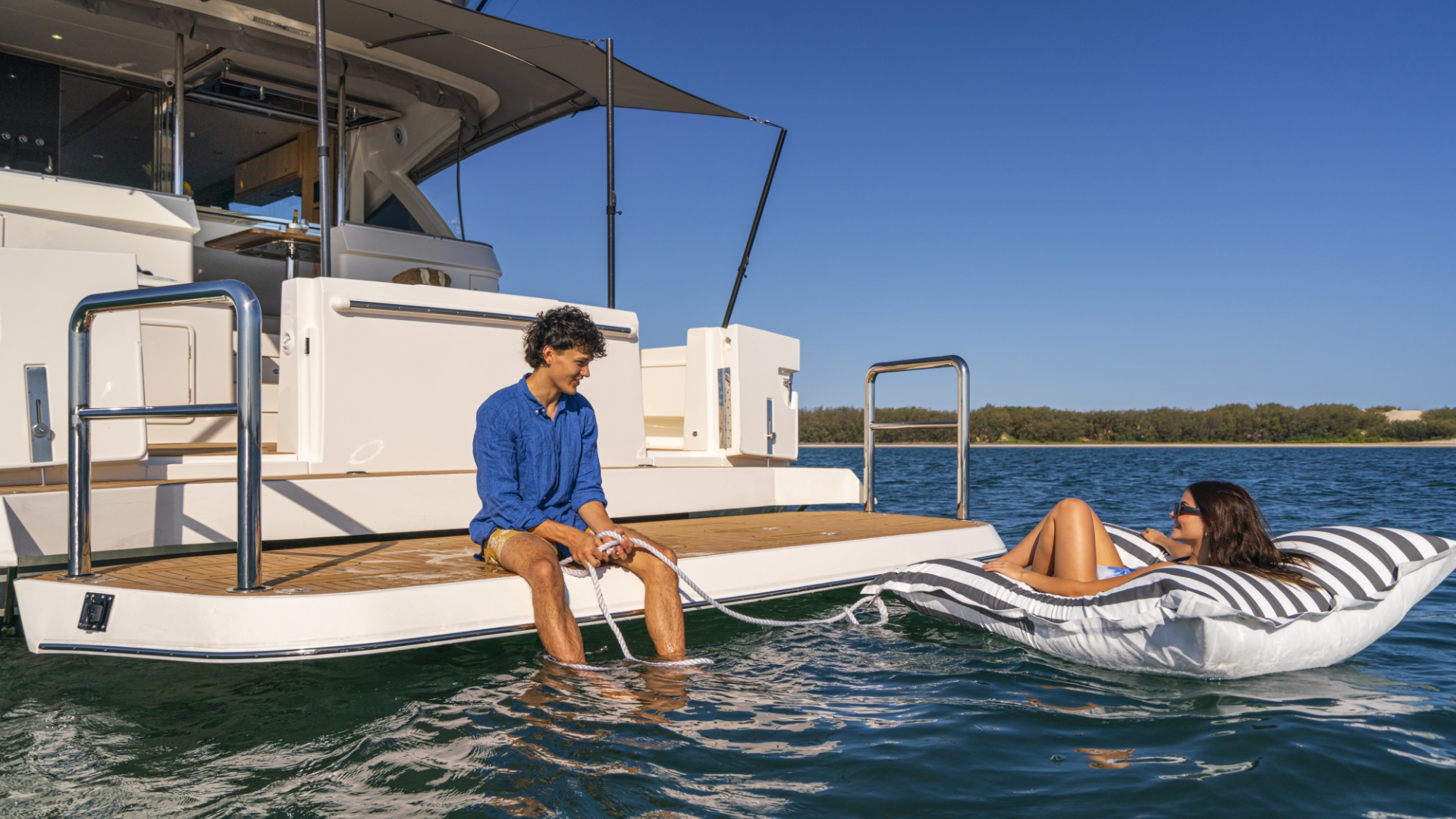 Riviera 58 Sports Motor Yacht — photo 7