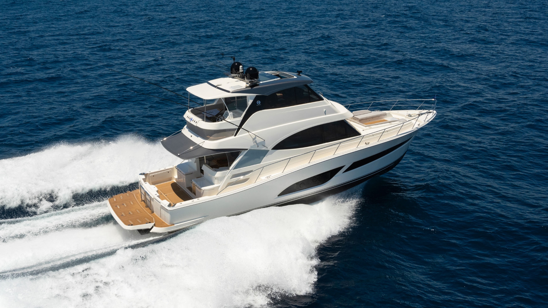 Riviera 58 Sports Motor Yacht — photo 5